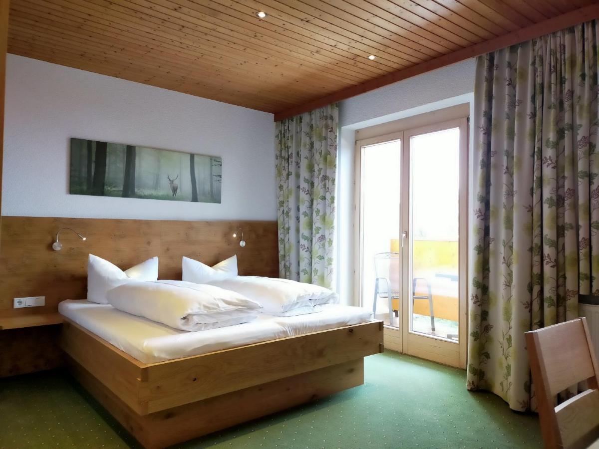 Pension Edelweiss Damuels Exterior foto